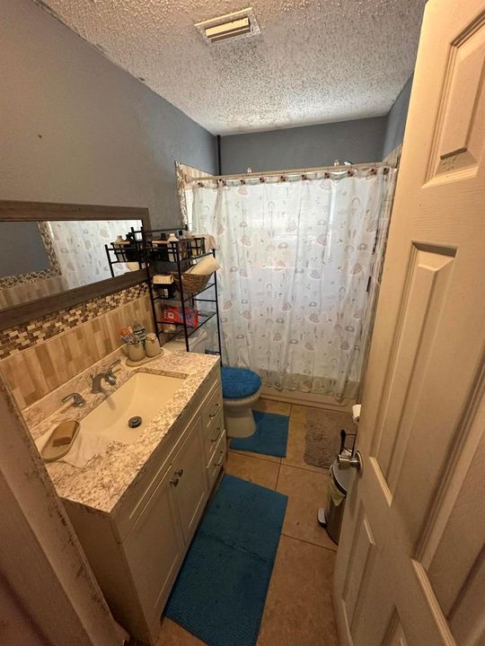 20 Bathroom