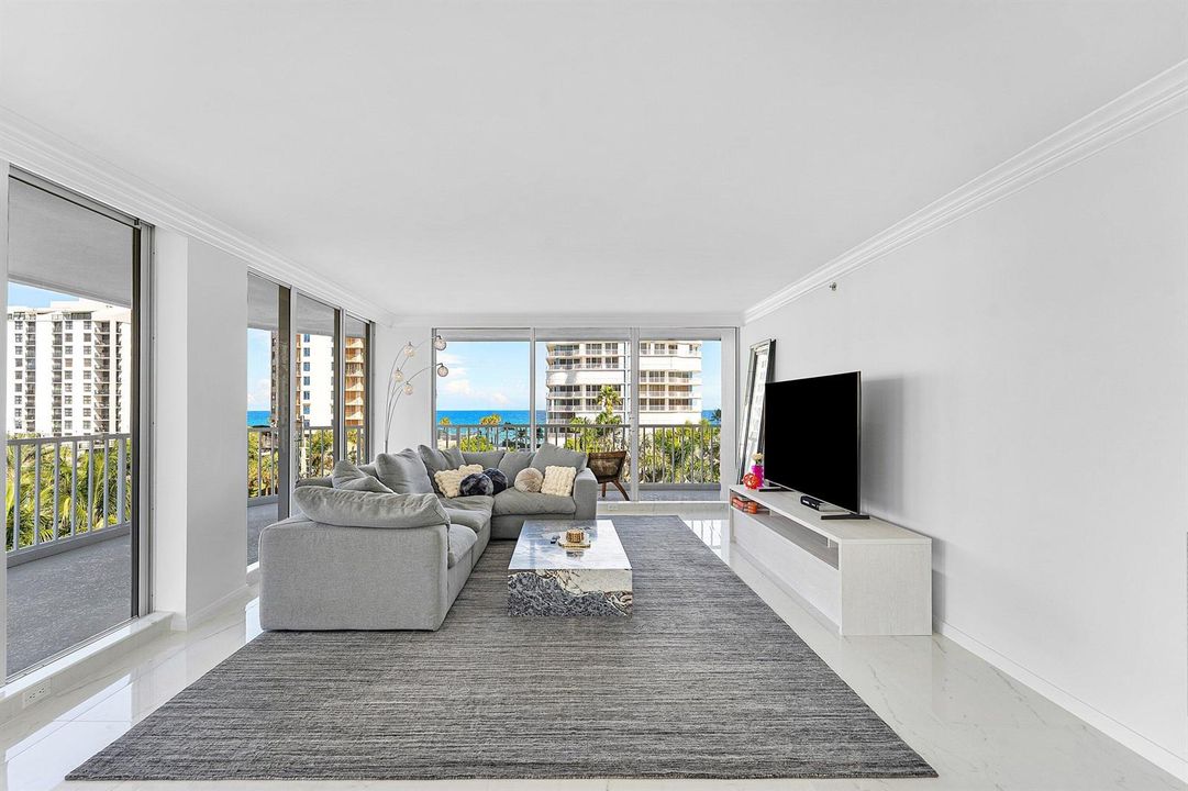 009-3210SouthOceanBoulevard-604-Highland