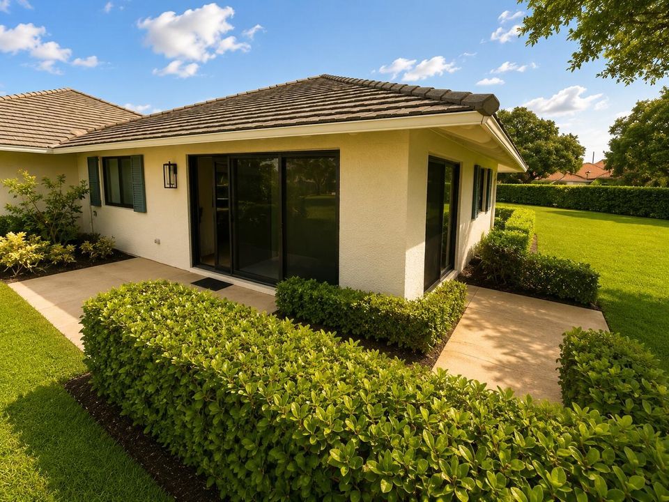908 Club Drive