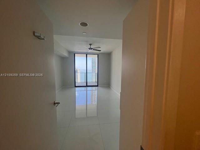 For Rent: $6,900 (2 beds, 3 baths, 1325 Square Feet)