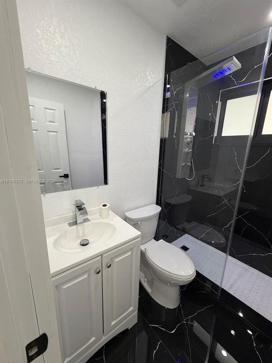 В аренду: $3,900 (3 спален, 2 ванн, 1396 Квадратных фут)
