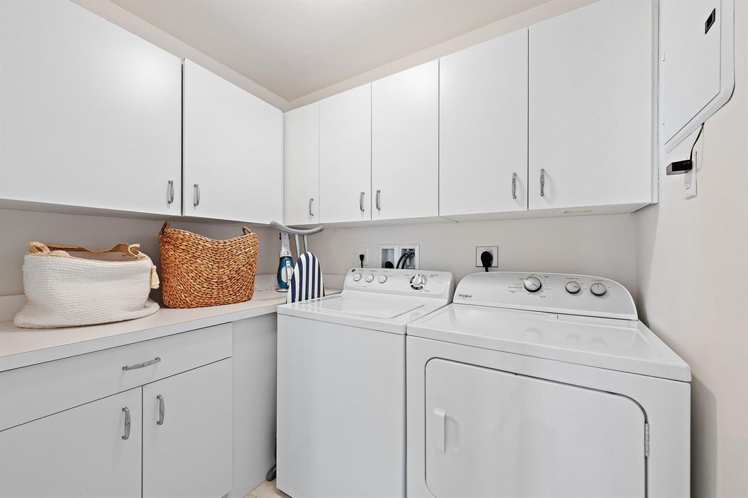 MLS - 432 Bay Colony Dr N-9