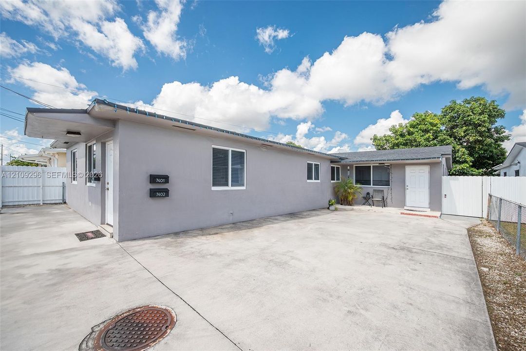 En Venta: $1,079,000 (0 camas, 0 baños, 2697 Pies cuadrados)