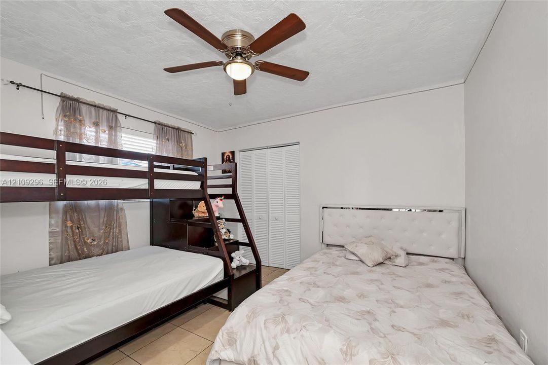 2/1 Bedroom