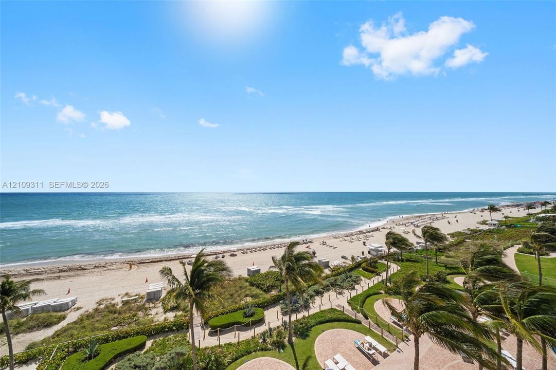 For Sale: $3,875,000 (3 beds, 3 baths, 4045 Square Feet)
