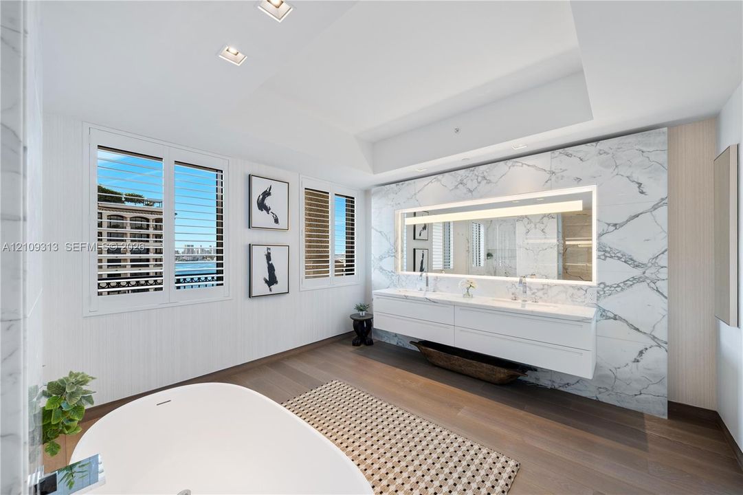 En Venta: $19,900,000 (4 camas, 4 baños, 4738 Pies cuadrados)
