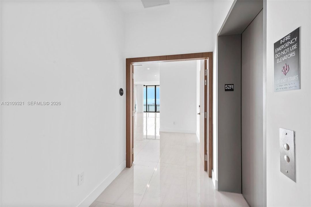 В аренду: $19,000 (4 спален, 4 ванн, 2792 Квадратных фут)