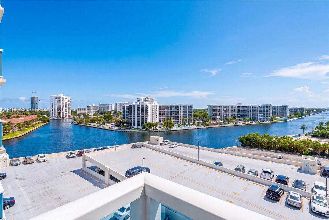 В аренду: $2,750 (1 спален, 1 ванн, 900 Квадратных фут)
