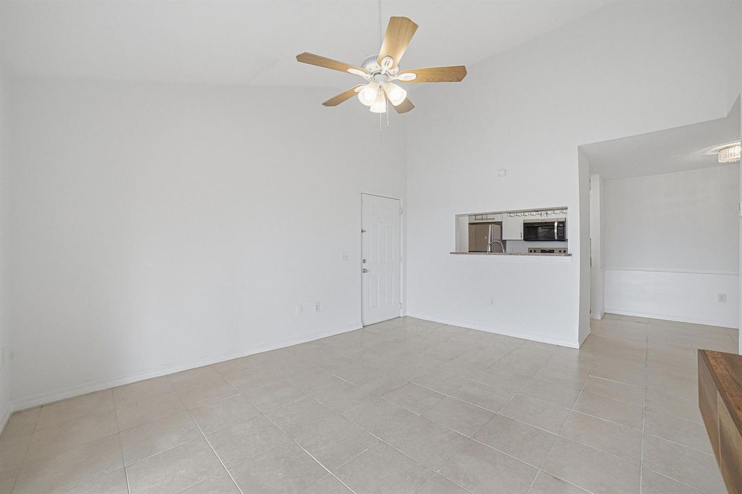 Livingroom-C