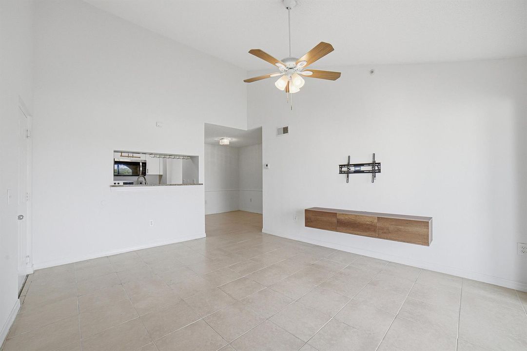 Livingroom-B