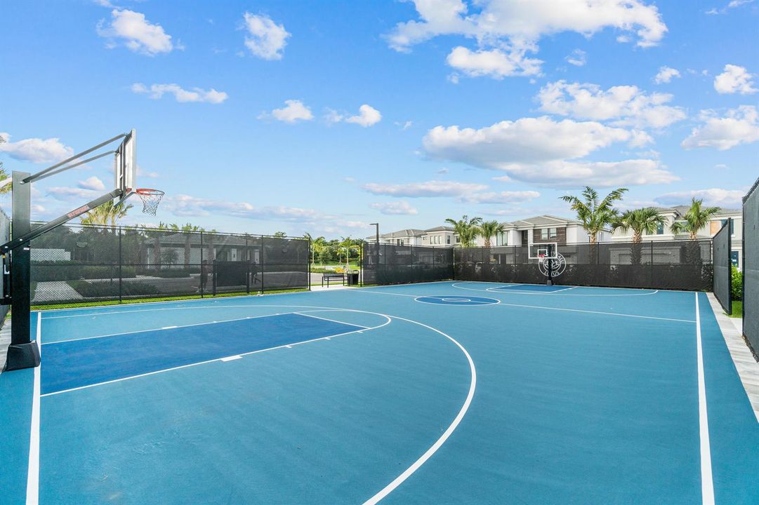 Community Tennis