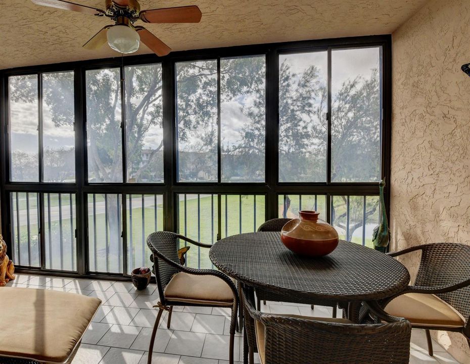Lanai view2