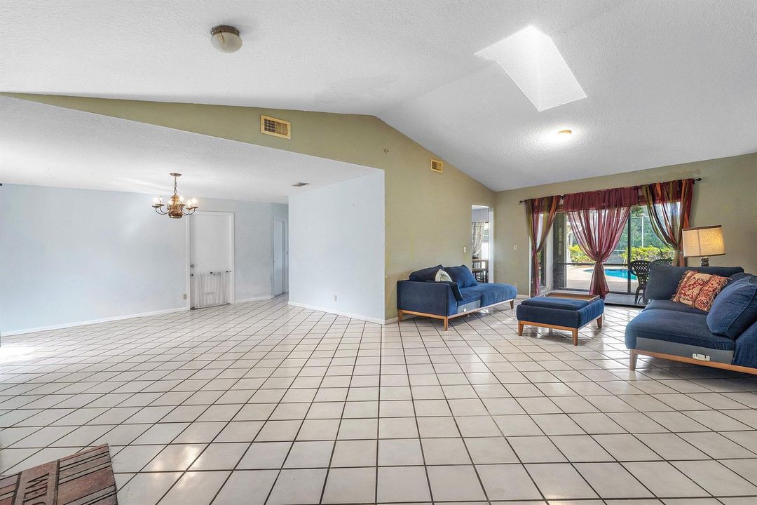 010-4535123rdTrailNorth-WestPalmBeach-FL