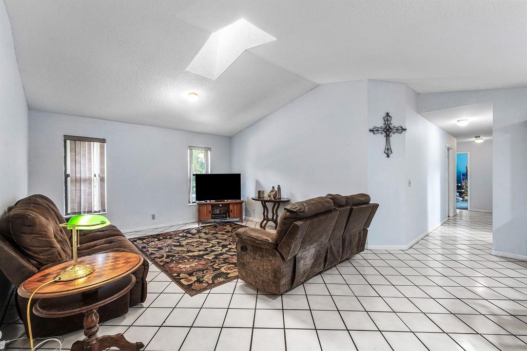 020-4535123rdTrailNorth-WestPalmBeach-FL