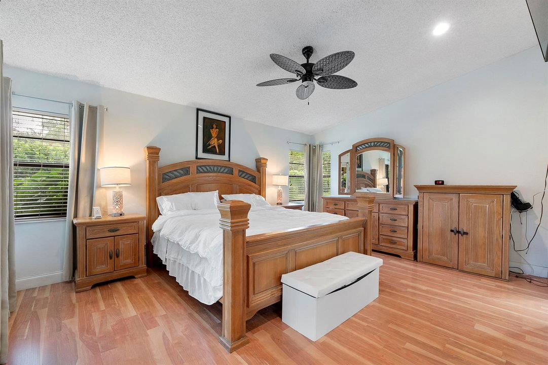 8521 Leeway Ln_036