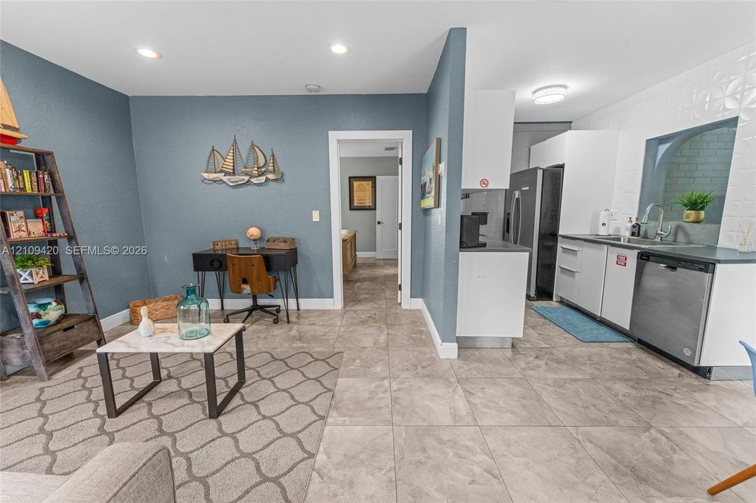 En Venta: $595,000 (2 camas, 2 baños, 1033 Pies cuadrados)