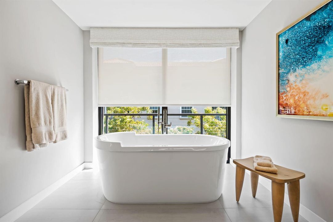 Primary bath soaking tub