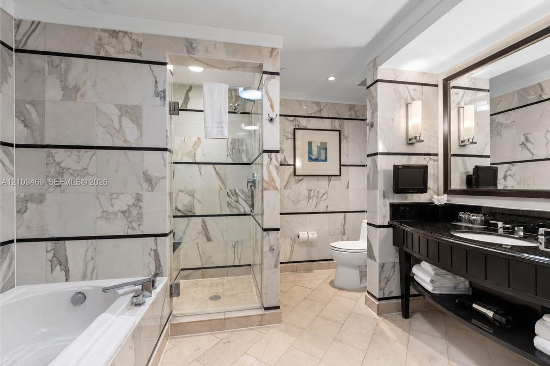 For Sale: $1,150,000 (0 beds, 1 baths, 544 Square Feet)
