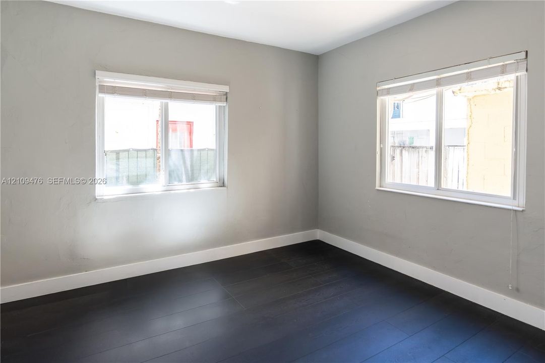 В аренду: $3,200 (2 спален, 2 ванн, 1130 Квадратных фут)