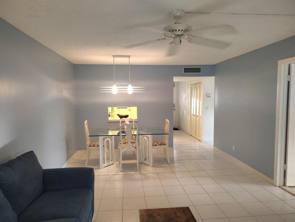 Living room 2