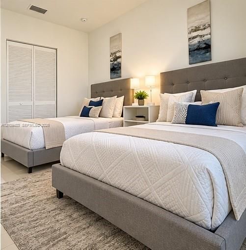 For Sale: $589,900 (5 beds, 4 baths, 1902 Square Feet)