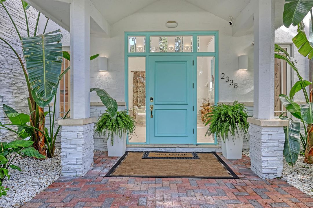 2338 Flamingo (10)