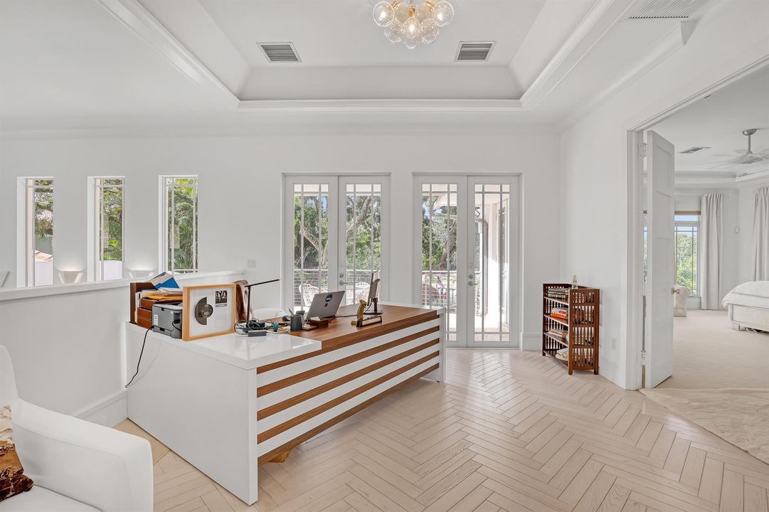 2338 Flamingo (40)