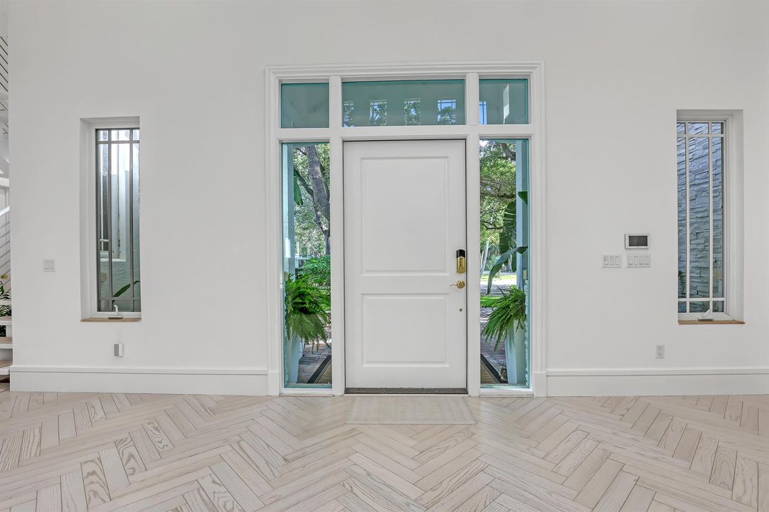 2338 Flamingo (11)