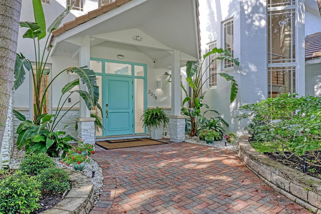 2338 Flamingo (9)