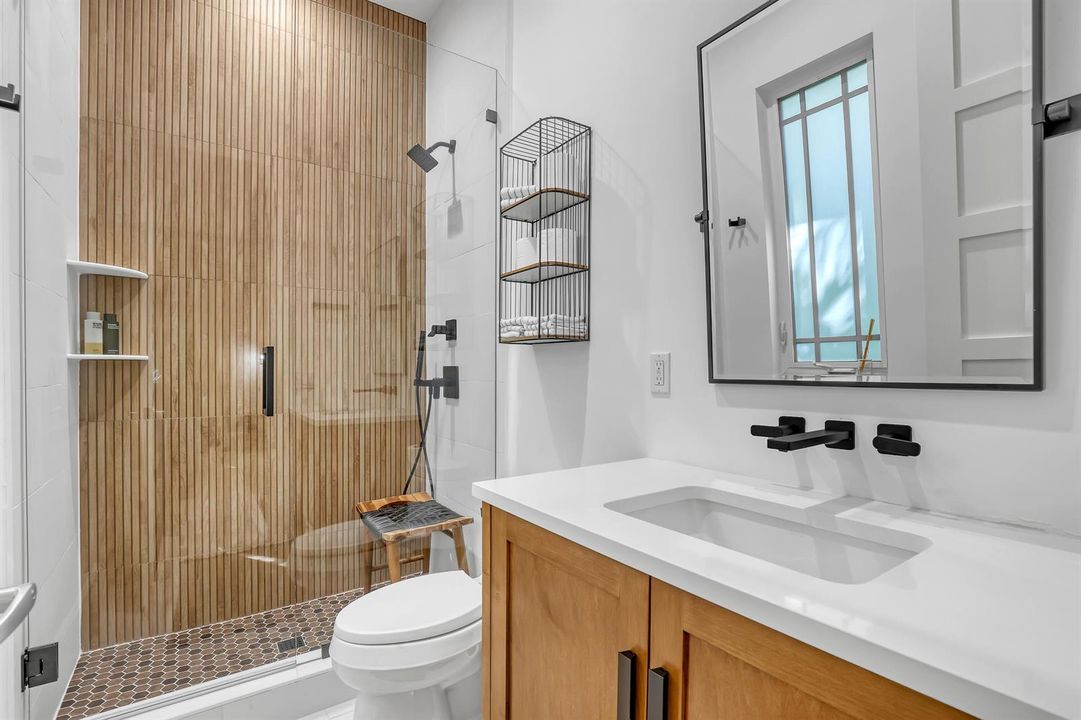 2338 Flamingo (65)