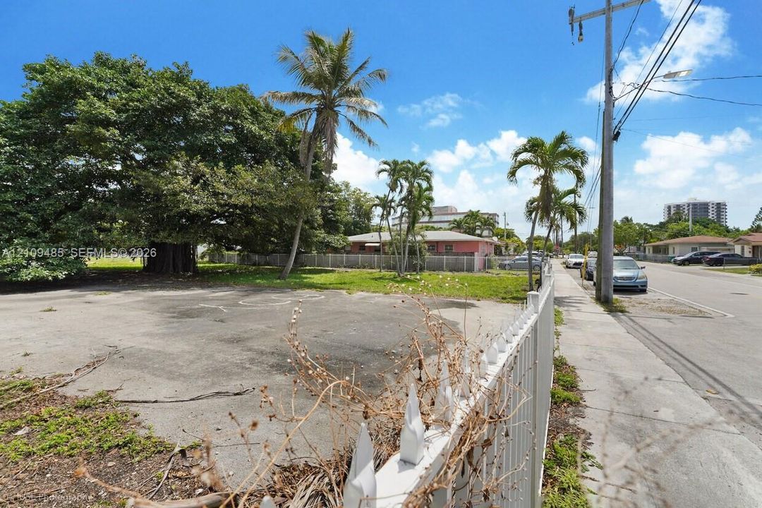 Eastern View on SW 22nd Terrace