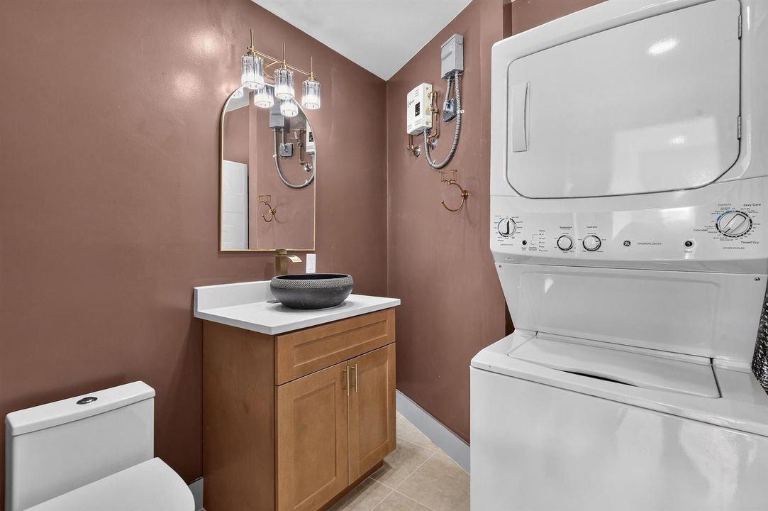 5419SpruceAve(14)