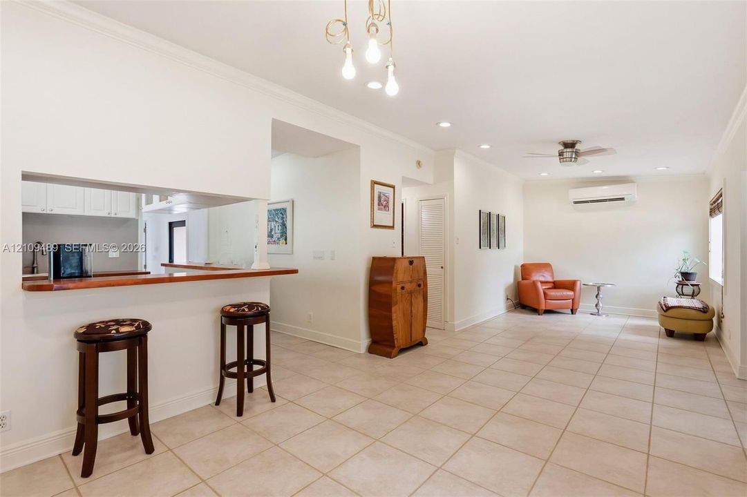 For Sale: $490,000 (2 beds, 2 baths, 1154 Square Feet)