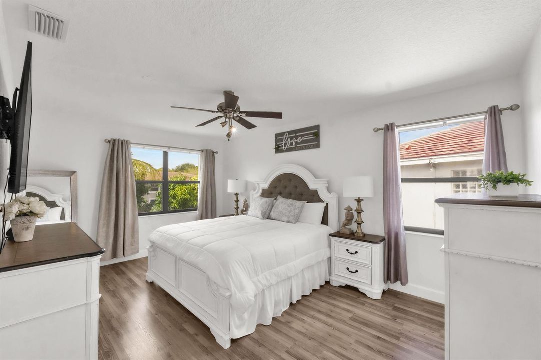 3462 NW 112th Way-46