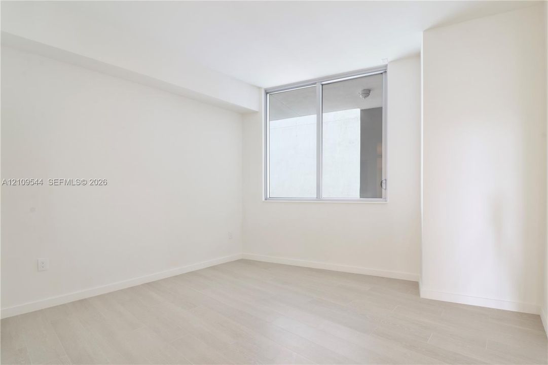 For Sale: $1,485,900 (2 beds, 2 baths, 1613 Square Feet)