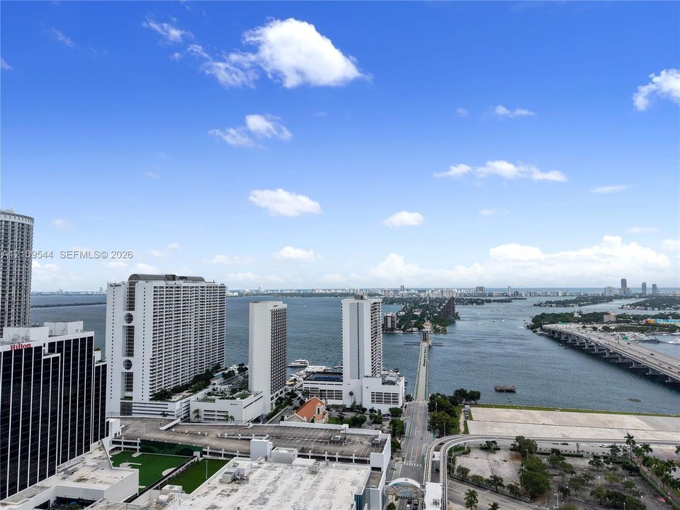 For Sale: $1,485,900 (2 beds, 2 baths, 1613 Square Feet)