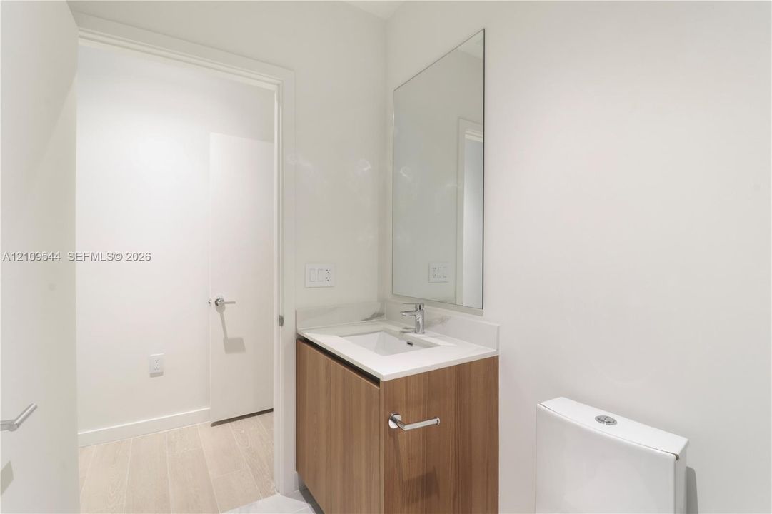 For Sale: $1,485,900 (2 beds, 2 baths, 1613 Square Feet)