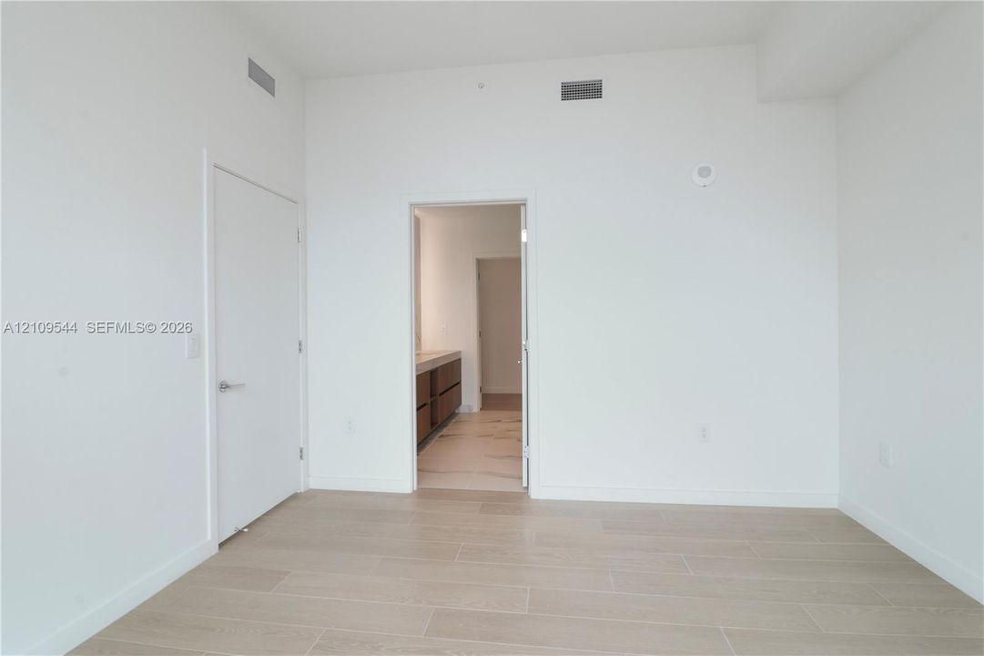 For Sale: $1,485,900 (2 beds, 2 baths, 1613 Square Feet)