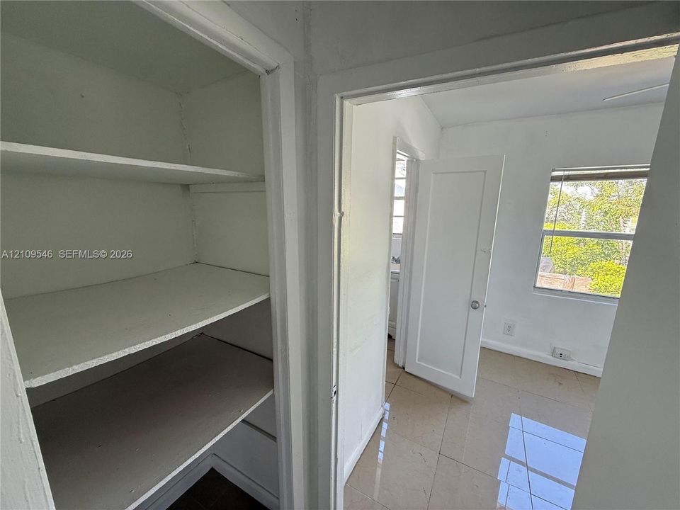 En Renta: $1,595 (1 camas, 1 baños, 700 Pies cuadrados)