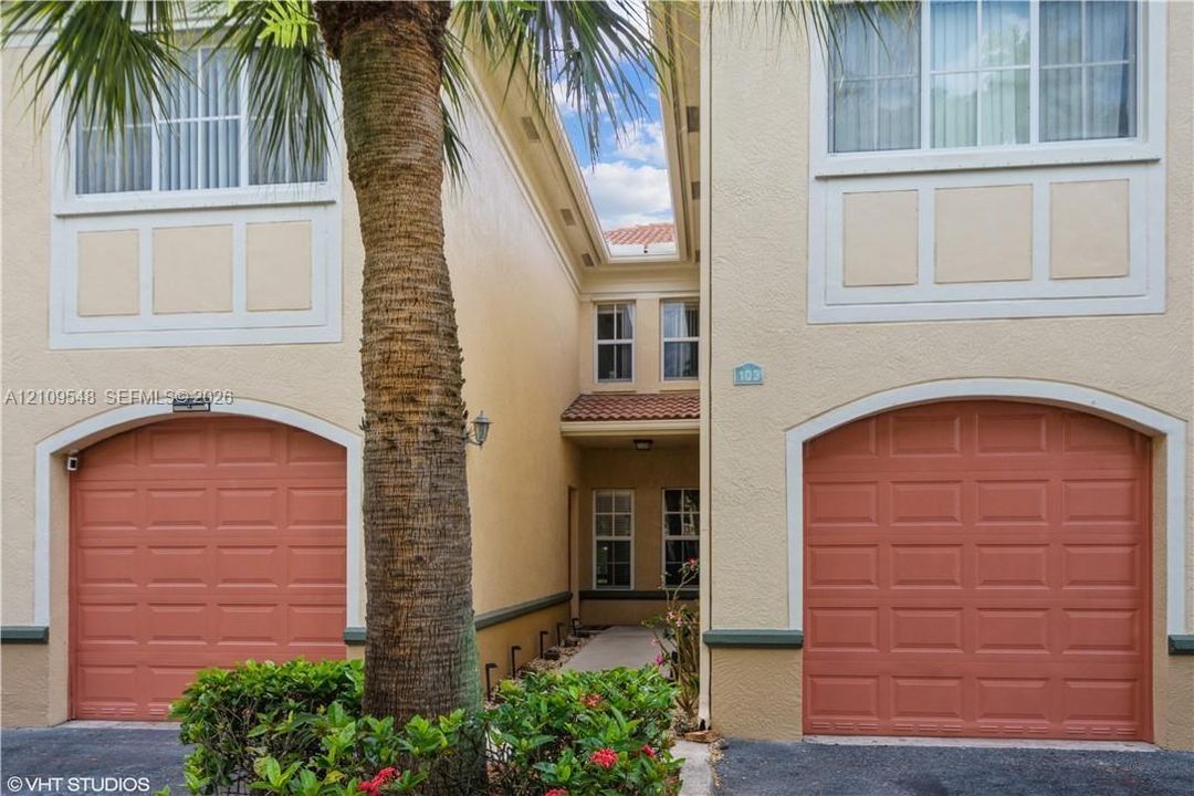 For Rent: $2,200 (1 beds, 1 baths, 850 Square Feet)
