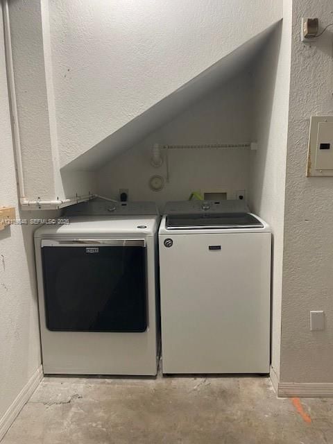 For Rent: $2,200 (1 beds, 1 baths, 850 Square Feet)