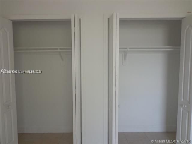 For Rent: $1,470 (1 beds, 1 baths, 633 Square Feet)