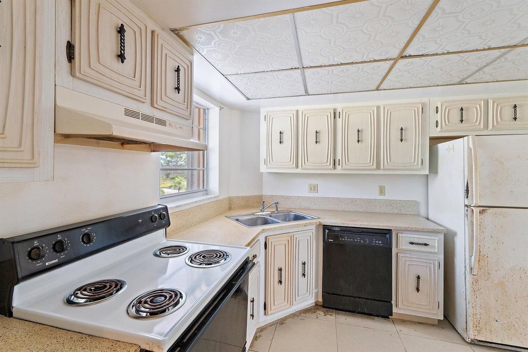 018-18081SECountryClubDr-Jupiter-SMALL