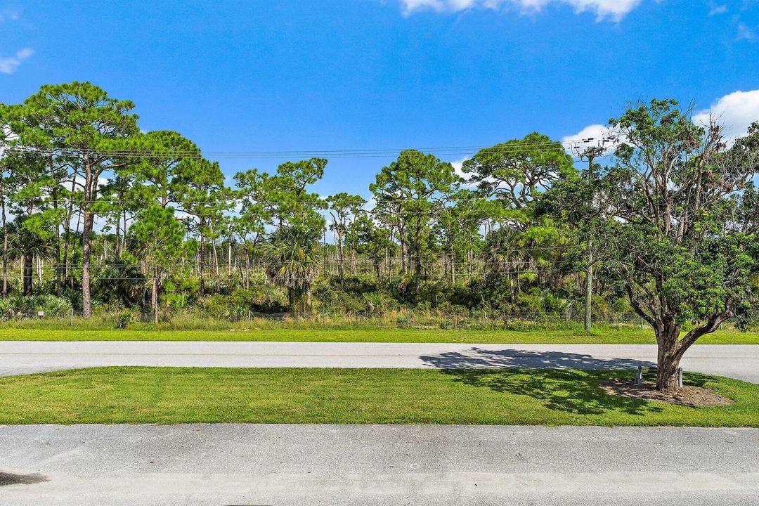 014-18081SECountryClubDr-Jupiter-SMALL