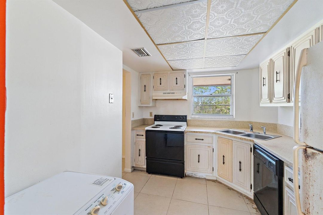 019-18081SECountryClubDr-Jupiter-SMALL