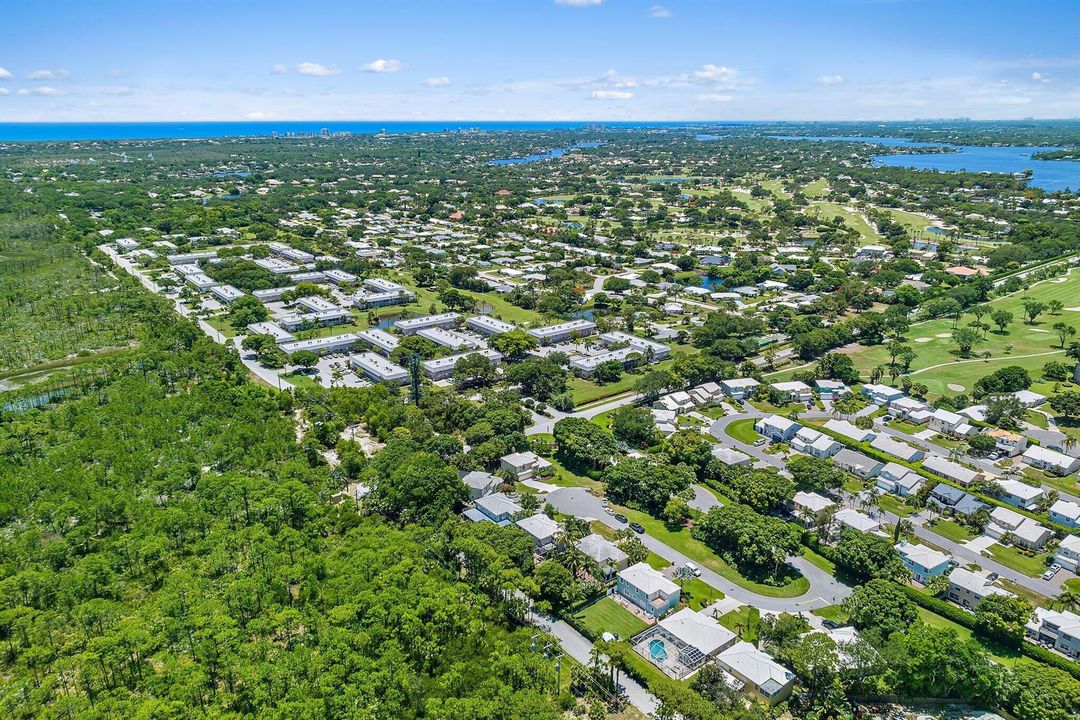 009-18081SECountryClubDr-Jupiter-SMALL