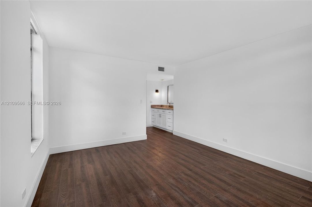 Bedroom alternate angle