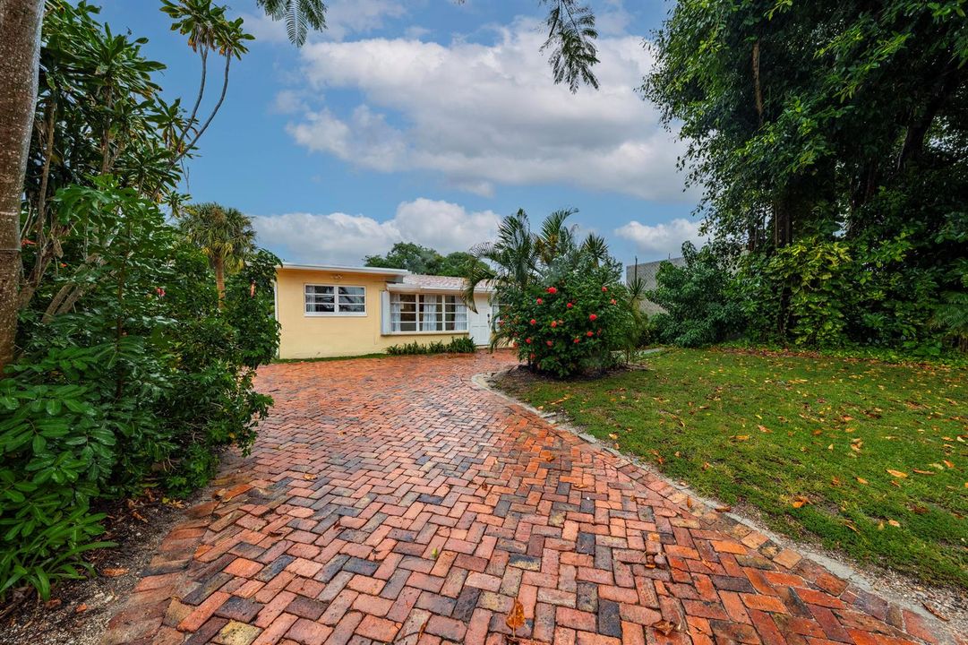 FRONT YARD