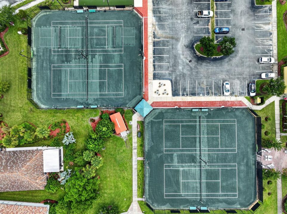Tennis/Pickle Ball Courts