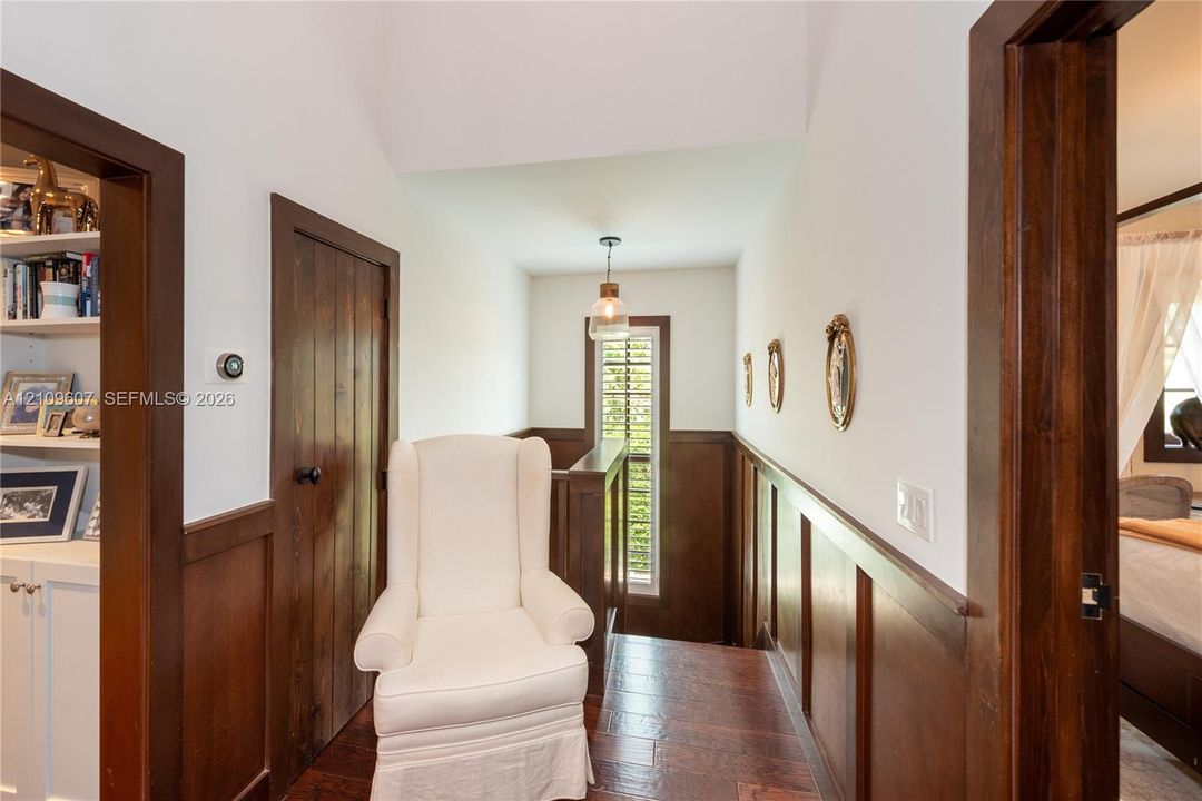 For Rent: $8,500 (3 beds, 2 baths, 2133 Square Feet)